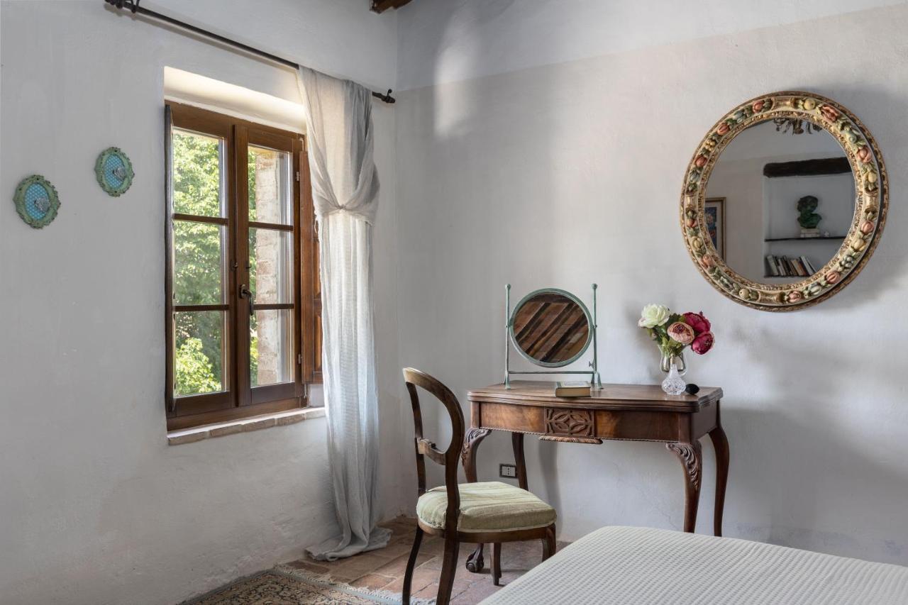 Badia Ardenga Aparthotel Montalcino Eksteriør bilde